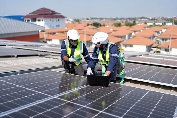 Hệ thống điện mặt trời hoàn thiện cần dễ theo dõi sản lượng và thuận tiện bảo trì.