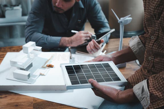 Minh họa mối liên hệ giữa inverter, pin lưu trữ và tải điện trong gia đình.