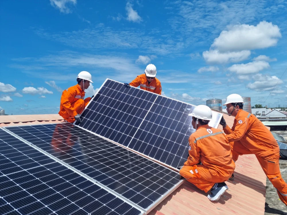 Kiểm tra dây dẫn, đầu nối và tủ điện là bước quan trọng để giữ hệ thống vận hành an toàn.