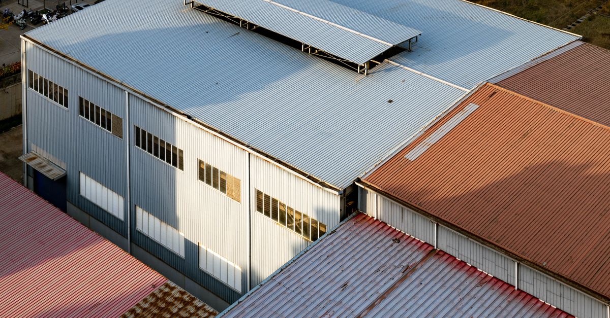 Giám sát sản lượng điện mặt trời trong vận hành nhà xưởng.